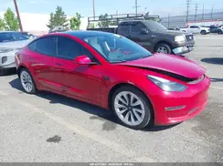 5YJ3E1EB6MF879669 2021 TESLA MODEL 3