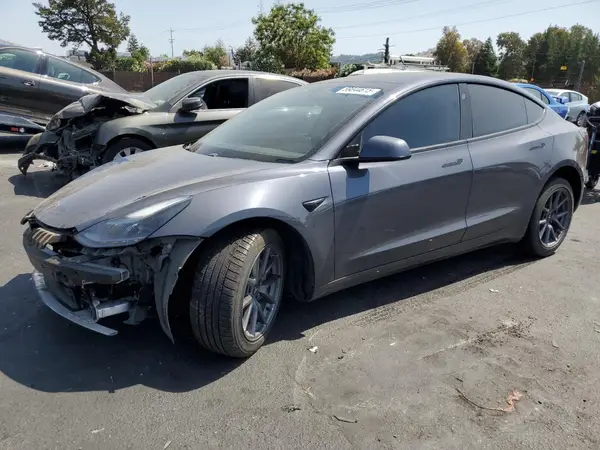 5YJ3E1EB6MF879798 2021 TESLA MODEL 3 - Image 1