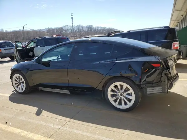 5YJ3E1EB6MF906725 2021 TESLA MODEL 3 - Image 2