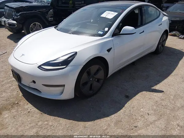 5YJ3E1EB6MF915540 2021 TESLA MODEL 3 - Image 2
