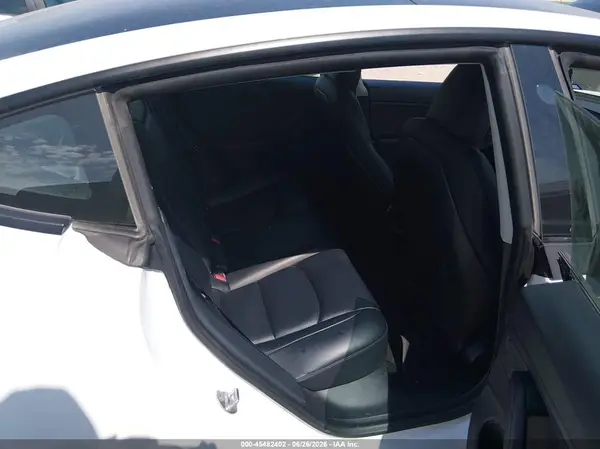 5YJ3E1EB6MF915540 2021 TESLA MODEL 3 - Image 8