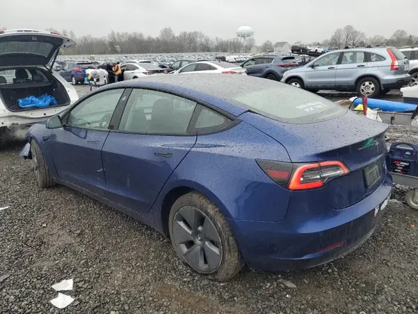 5YJ3E1EB6MF923931 2021 TESLA MODEL 3 - Image 2