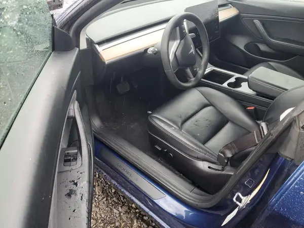 5YJ3E1EB6MF923931 2021 TESLA MODEL 3 - Image 8
