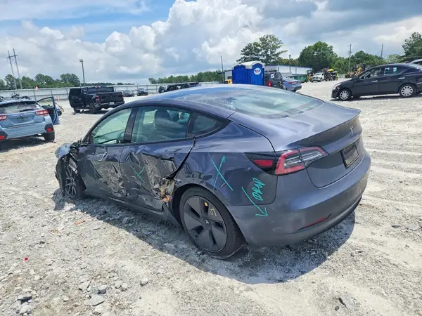 5YJ3E1EB6MF924433 2021 TESLA MODEL 3 - Image 2