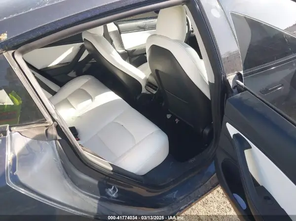 5YJ3E1EB6MF924903 2021 TESLA MODEL 3 - Image 8