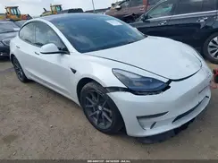 5YJ3E1EB6MF928224 2021 TESLA MODEL 3