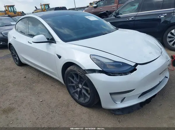 5YJ3E1EB6MF928224 2021 TESLA MODEL 3 - Image 1