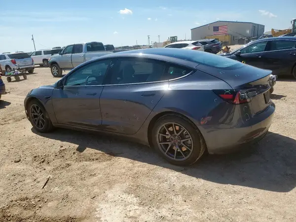 5YJ3E1EB6MF941667 2021 TESLA MODEL 3 - Image 2