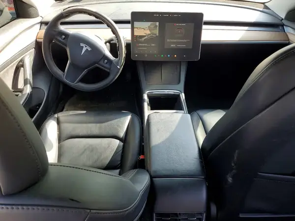 5YJ3E1EB6MF974636 2021 TESLA MODEL 3 - Image 8