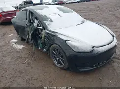 5YJ3E1EB6MF981246 2021 TESLA MODEL 3