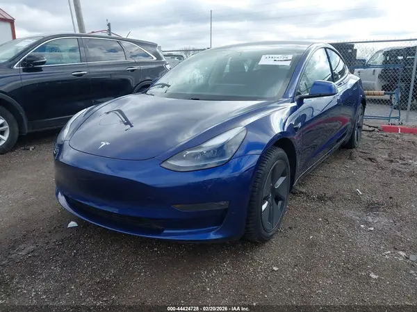 5YJ3E1EB6MF984115 2021 TESLA MODEL 3 - Image 2