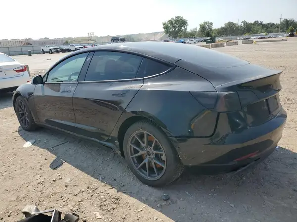 5YJ3E1EB6MF992604 2021 TESLA MODEL 3 - Image 2