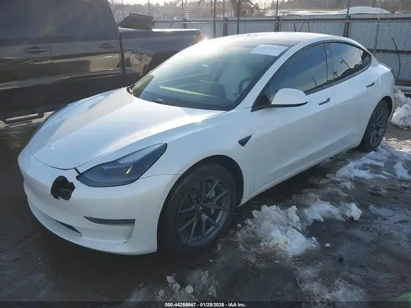 5YJ3E1EB6MF993199 2021 TESLA MODEL 3 - Image 2