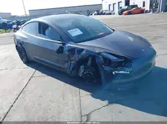 5YJ3E1EB6MF999486 2021 TESLA MODEL 3
