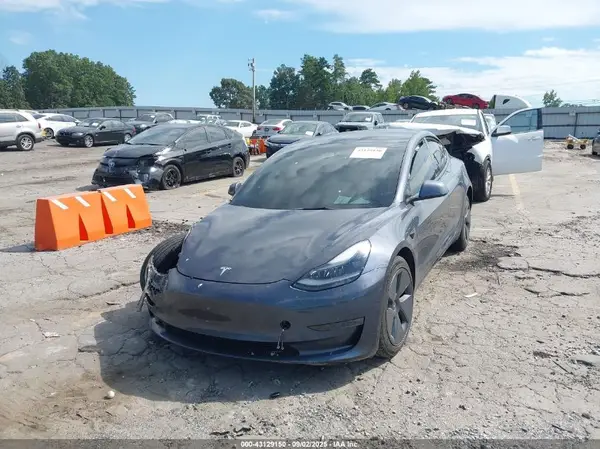 5YJ3E1EB6NF101373 2022 TESLA MODEL 3 - Image 2