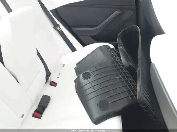 5YJ3E1EB6NF101373 2022 TESLA MODEL 3 - Image 8