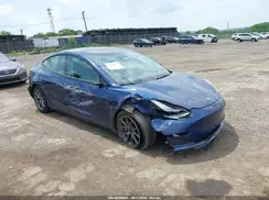 5YJ3E1EB6NF103432 2022 TESLA MODEL 3