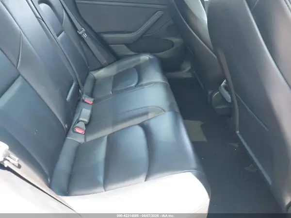 5YJ3E1EB6NF106038 2022 TESLA MODEL 3 - Image 8