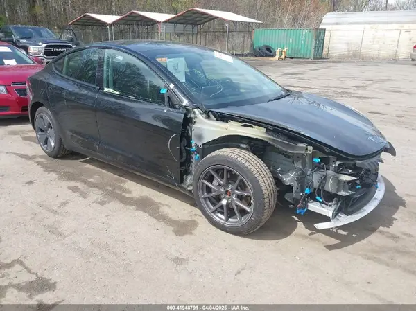 5YJ3E1EB6NF109067 2022 TESLA MODEL 3 - Image 1