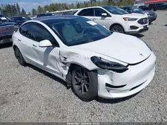 5YJ3E1EB6NF110719 2022 TESLA MODEL 3