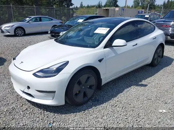 5YJ3E1EB6NF110719 2022 TESLA MODEL 3 - Image 2