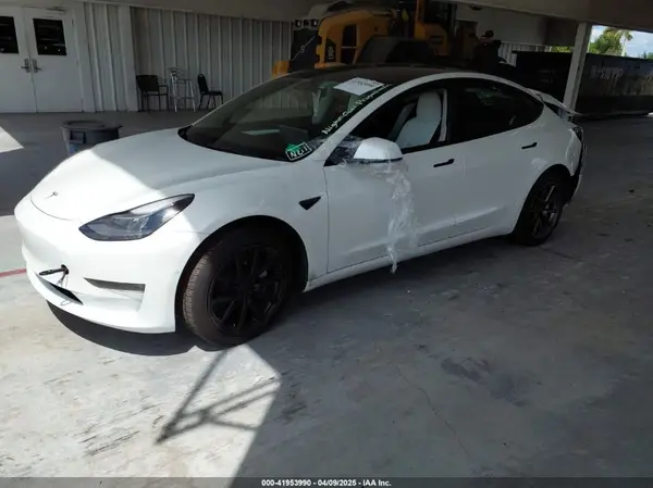 5YJ3E1EB6NF115533 2022 TESLA MODEL 3 - Image 2