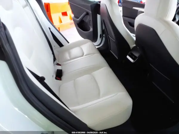 5YJ3E1EB6NF115533 2022 TESLA MODEL 3 - Image 8