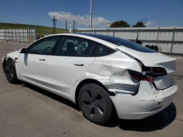 5YJ3E1EB6NF119050 2022 TESLA MODEL 3 - Image 2