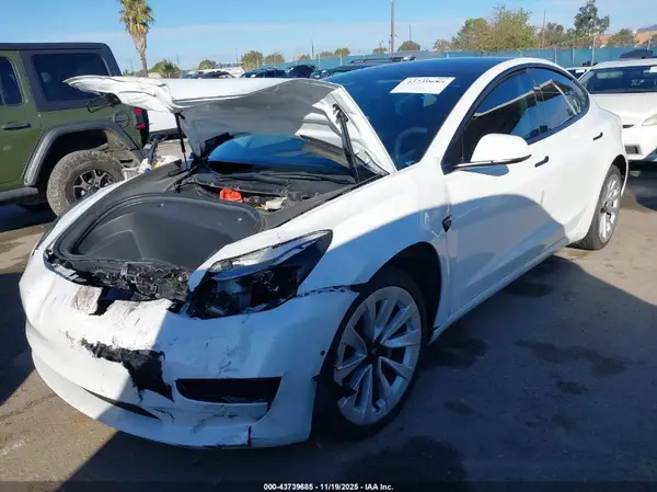 5YJ3E1EB6NF125799 2022 TESLA MODEL 3 - Image 2