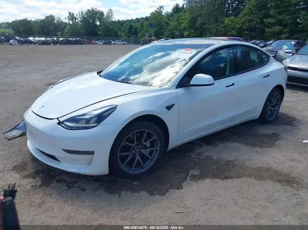 5YJ3E1EB6NF126497 2022 TESLA MODEL 3 - Image 2