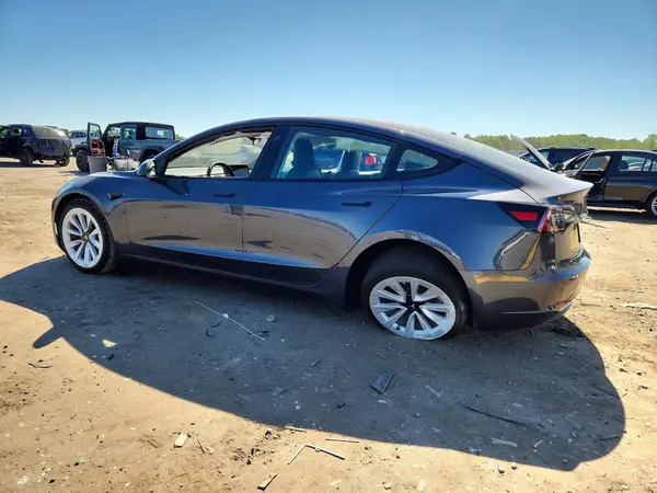 5YJ3E1EB6NF129352 2022 TESLA MODEL 3 - Image 2