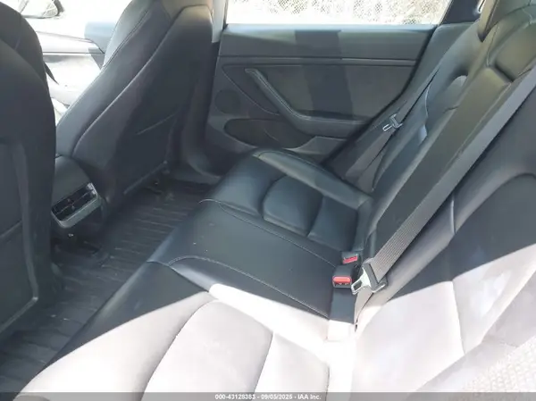 5YJ3E1EB6NF130520 2022 TESLA MODEL 3 - Image 8