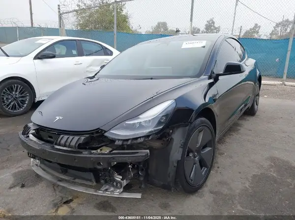 5YJ3E1EB6NF130632 2022 TESLA MODEL 3 - Image 2
