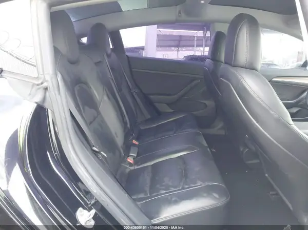 5YJ3E1EB6NF130632 2022 TESLA MODEL 3 - Image 8