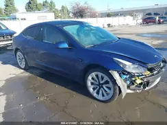 5YJ3E1EB6NF142571 2022 TESLA MODEL 3
