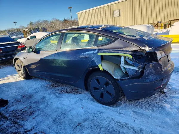 5YJ3E1EB6NF153165 2022 TESLA MODEL 3 - Image 2