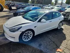 5YJ3E1EB6NF157782 2022 TESLA MODEL 3