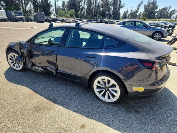 5YJ3E1EB6NF166515 2022 TESLA MODEL 3 - Image 2