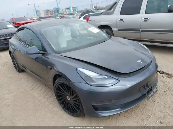5YJ3E1EB6NF167020 2022 TESLA MODEL 3 - Image 1