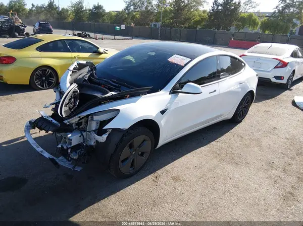 5YJ3E1EB6NF170872 2022 TESLA MODEL 3 - Image 2
