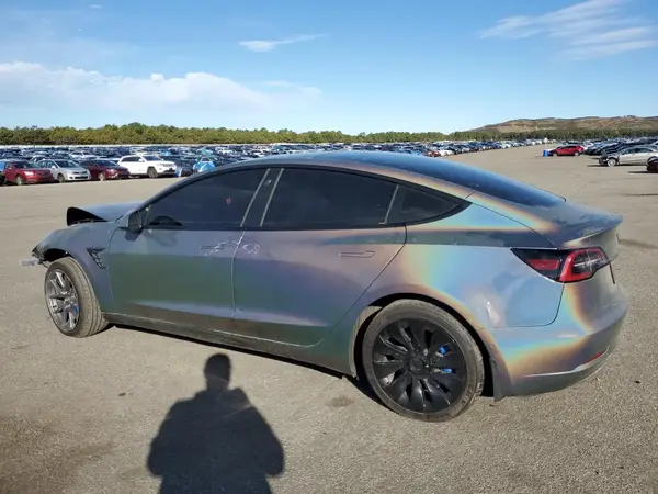 5YJ3E1EB6NF180981 2022 TESLA MODEL 3 - Image 2