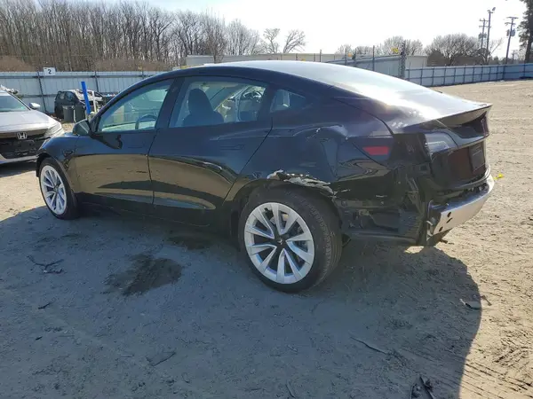 5YJ3E1EB6NF183265 2022 TESLA MODEL 3 - Image 2