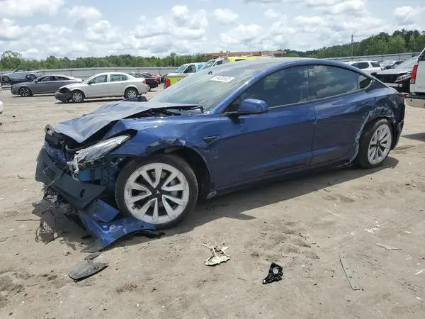 5YJ3E1EB6NF183282 2022 TESLA MODEL 3 - Image 1