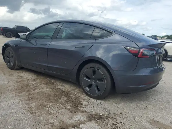 5YJ3E1EB6NF184271 2022 TESLA MODEL 3 - Image 2