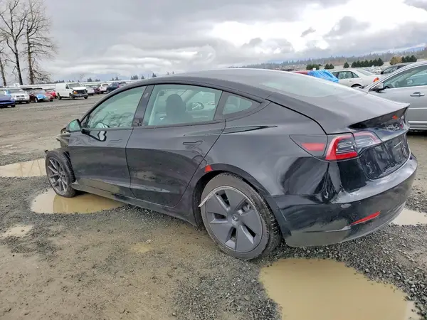 5YJ3E1EB6NF187882 2022 TESLA MODEL 3 - Image 2