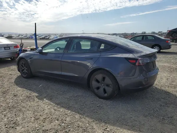 5YJ3E1EB6NF192211 2022 TESLA MODEL 3 - Image 2