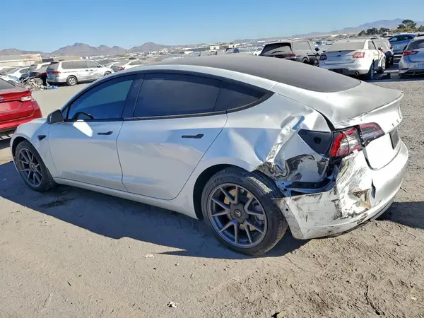 5YJ3E1EB6NF204227 2022 TESLA MODEL 3 - Image 2