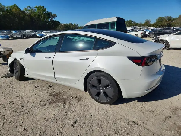 5YJ3E1EB6NF205474 2022 TESLA MODEL 3 - Image 2