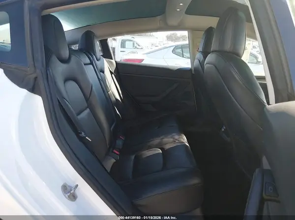 5YJ3E1EB6NF206706 2022 TESLA MODEL 3 - Image 8