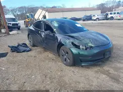 5YJ3E1EB6NF226910 2022 TESLA MODEL 3